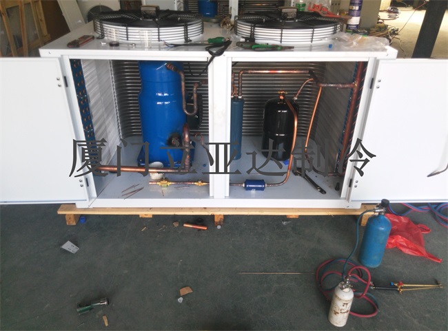 ����ʽ�L(f��ng)����������C(j��)�M